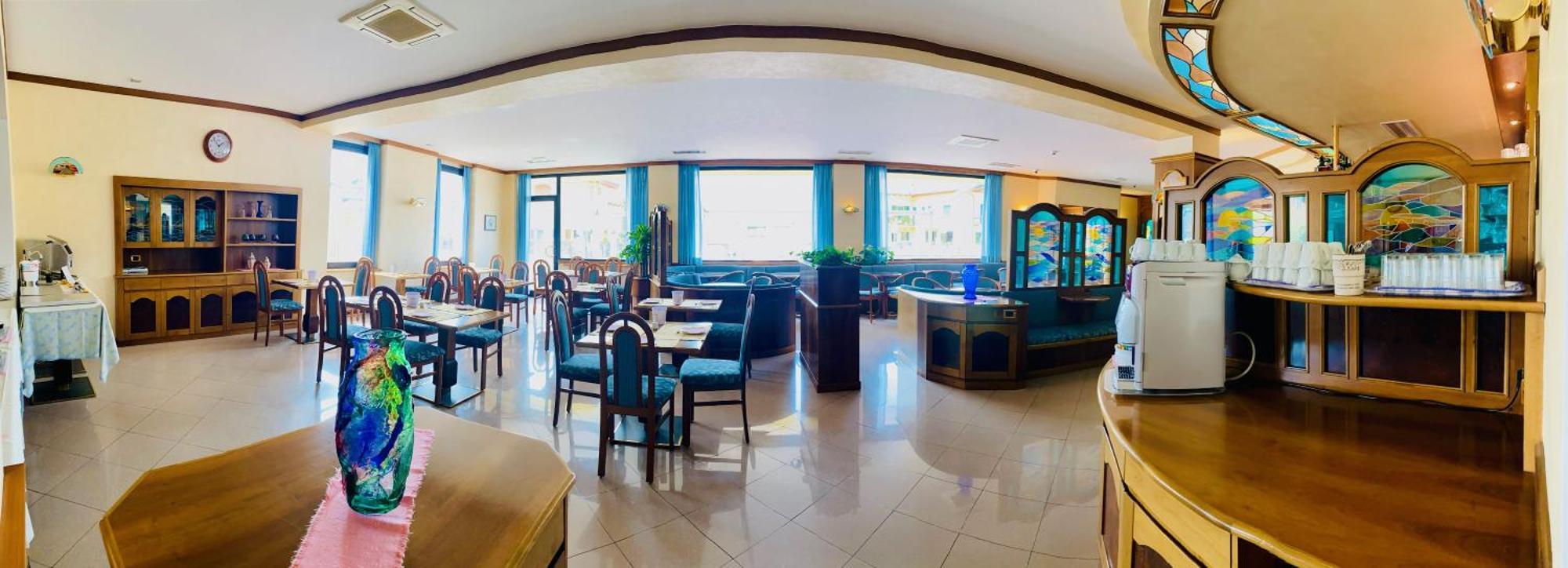 Hotel Ideal Мальчезине Экстерьер фото